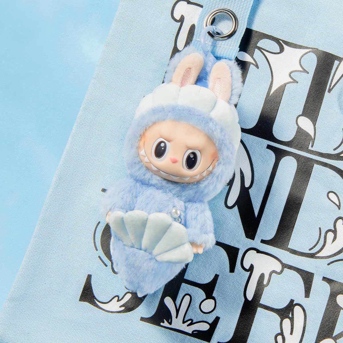 LABUBU HIDE AND SEEK IN SINGAPORE SERIES -Vinyl Plush Doll Pendant