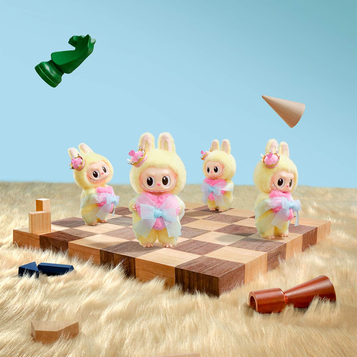 THE MONSTERS Let's Checkmate Series-Vinyl Plush Hanging Card - Blind Box Mall