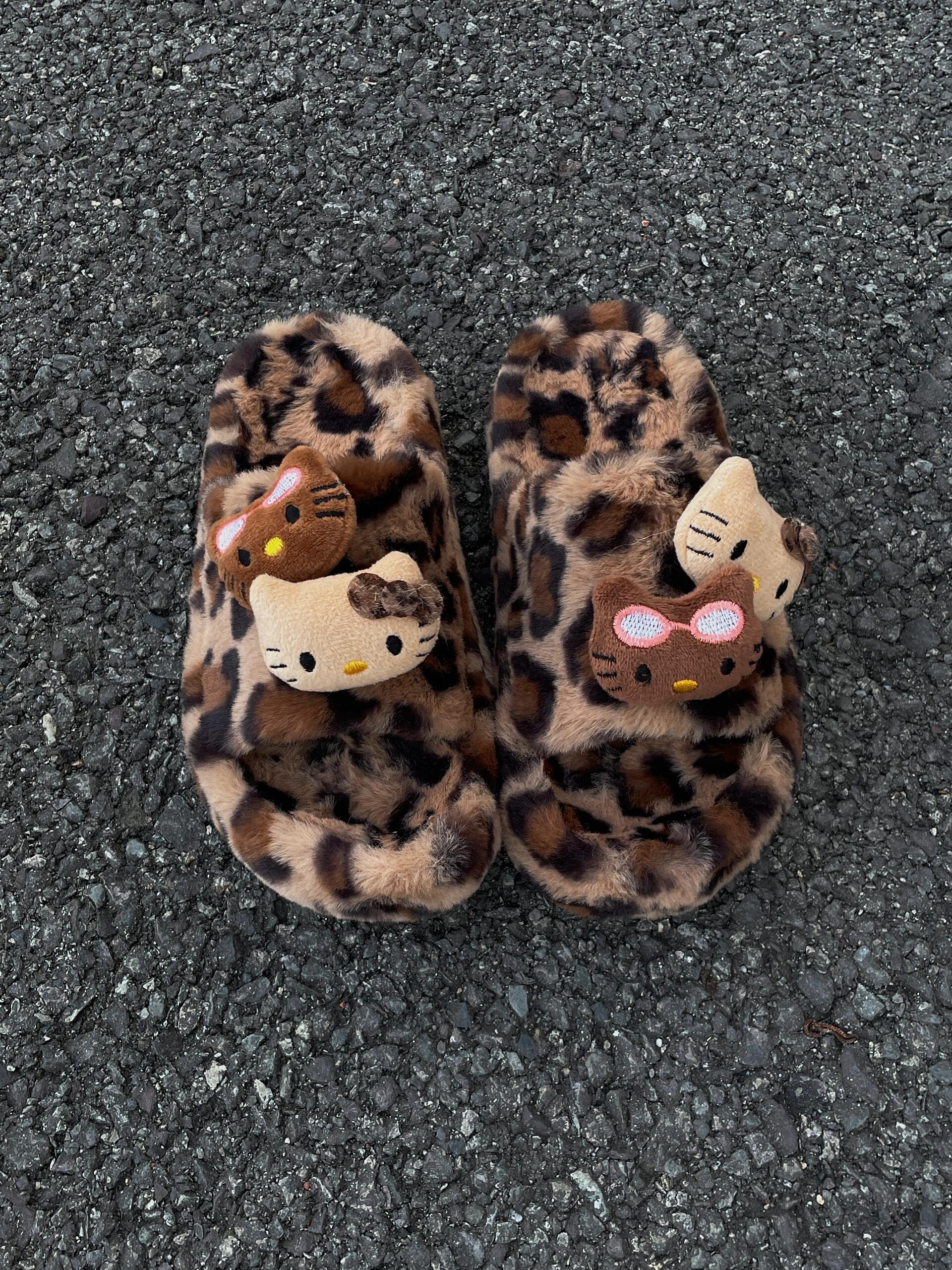 Hello Kitty Fluffy Leopard Platform Slippers - Blind Box Mall