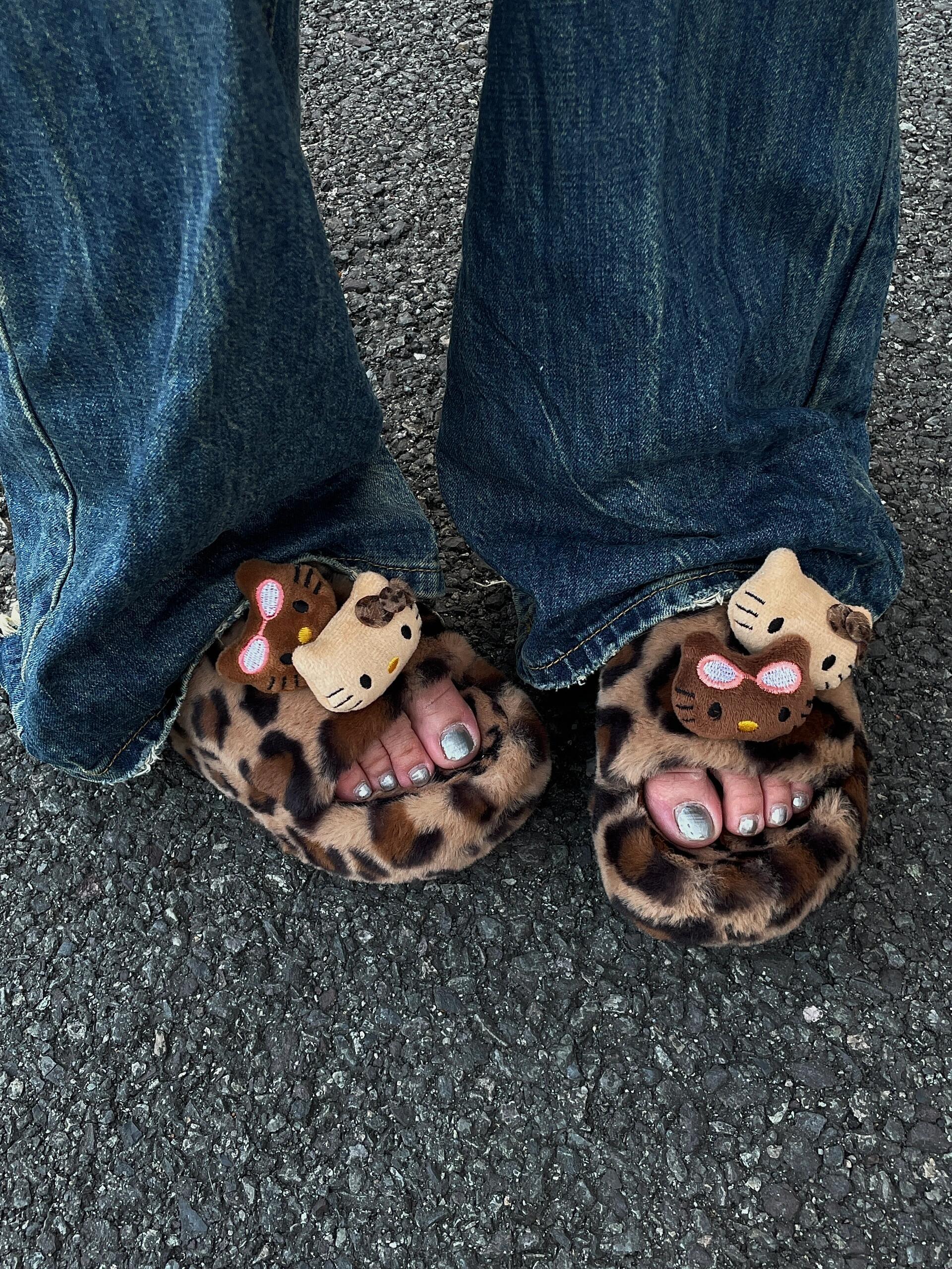 Hello Kitty Fluffy Leopard Platform Slippers - Blind Box Mall