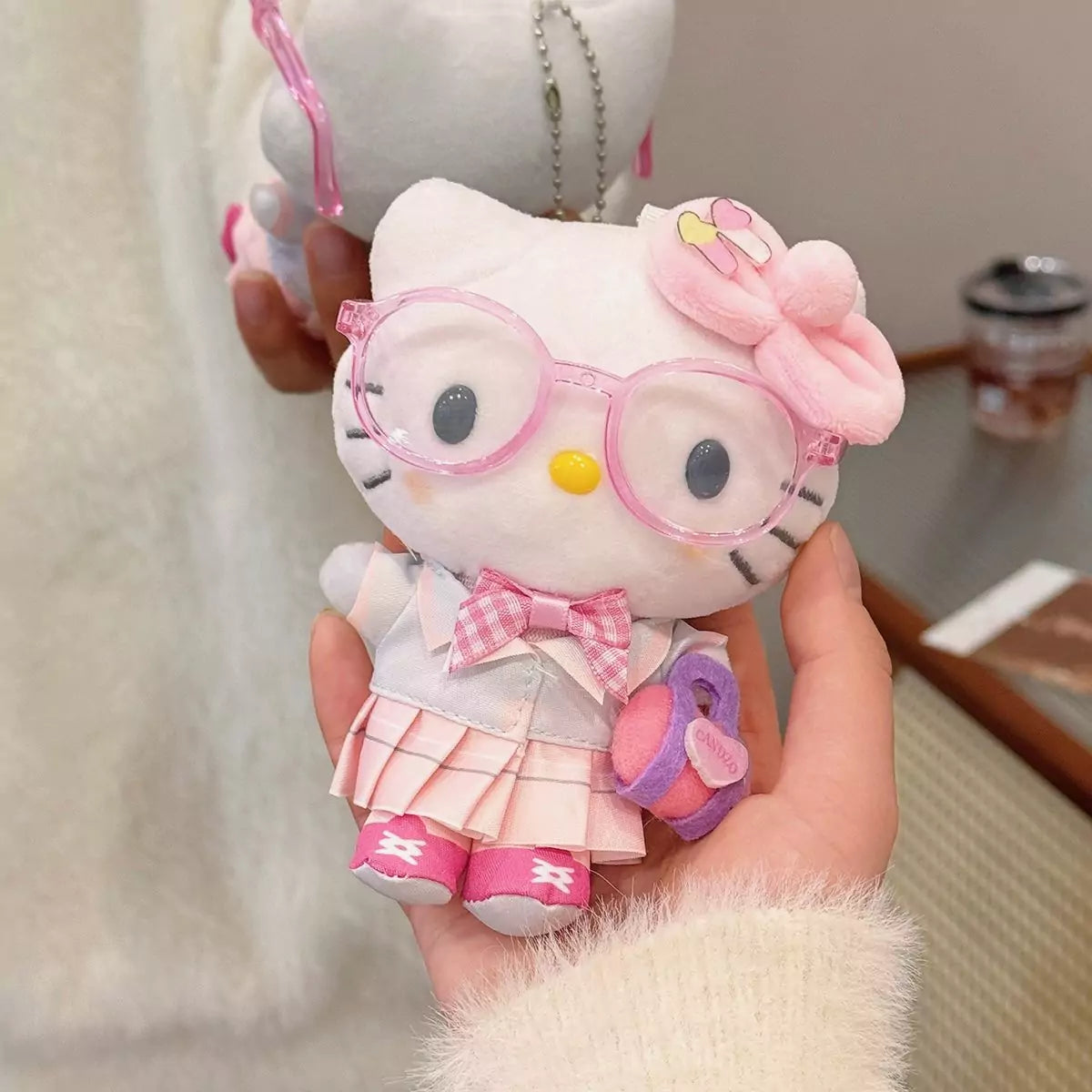 HelloKitty Pink Eyeglasses Plush Keychain - Blind Box Mall