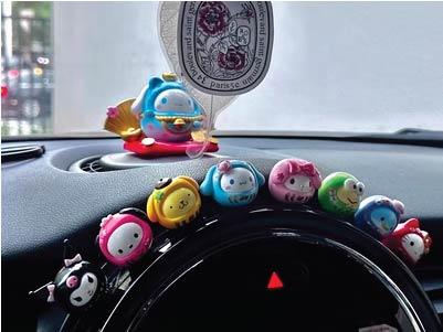 Sanrio Dámó Mini Tumbler Blind Bag (5 PCs)