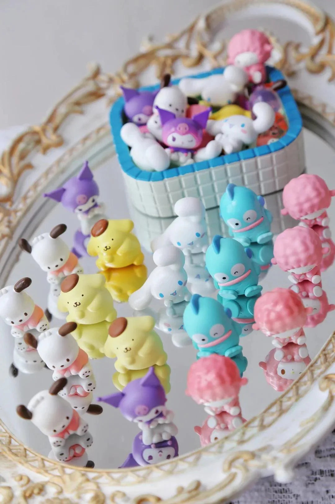Sanrio Questioning Face Mini Blind Bag (Includes 6 Pcs) - Blind Box Mall