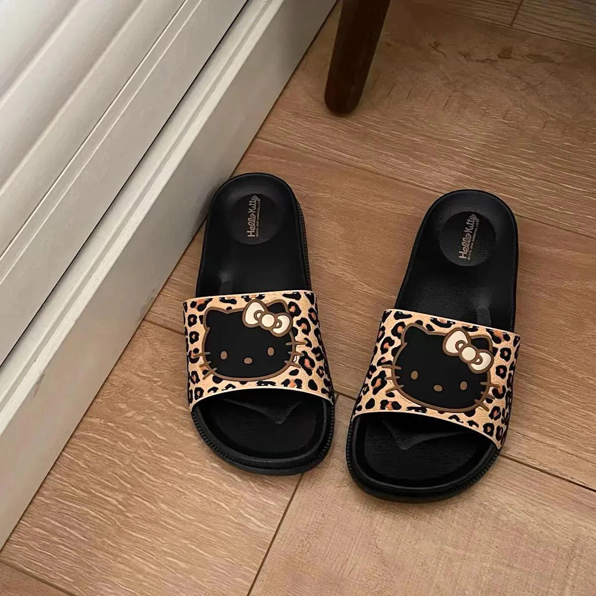 Hello Kitty Leopard Print Slippers - Blind Box Mall