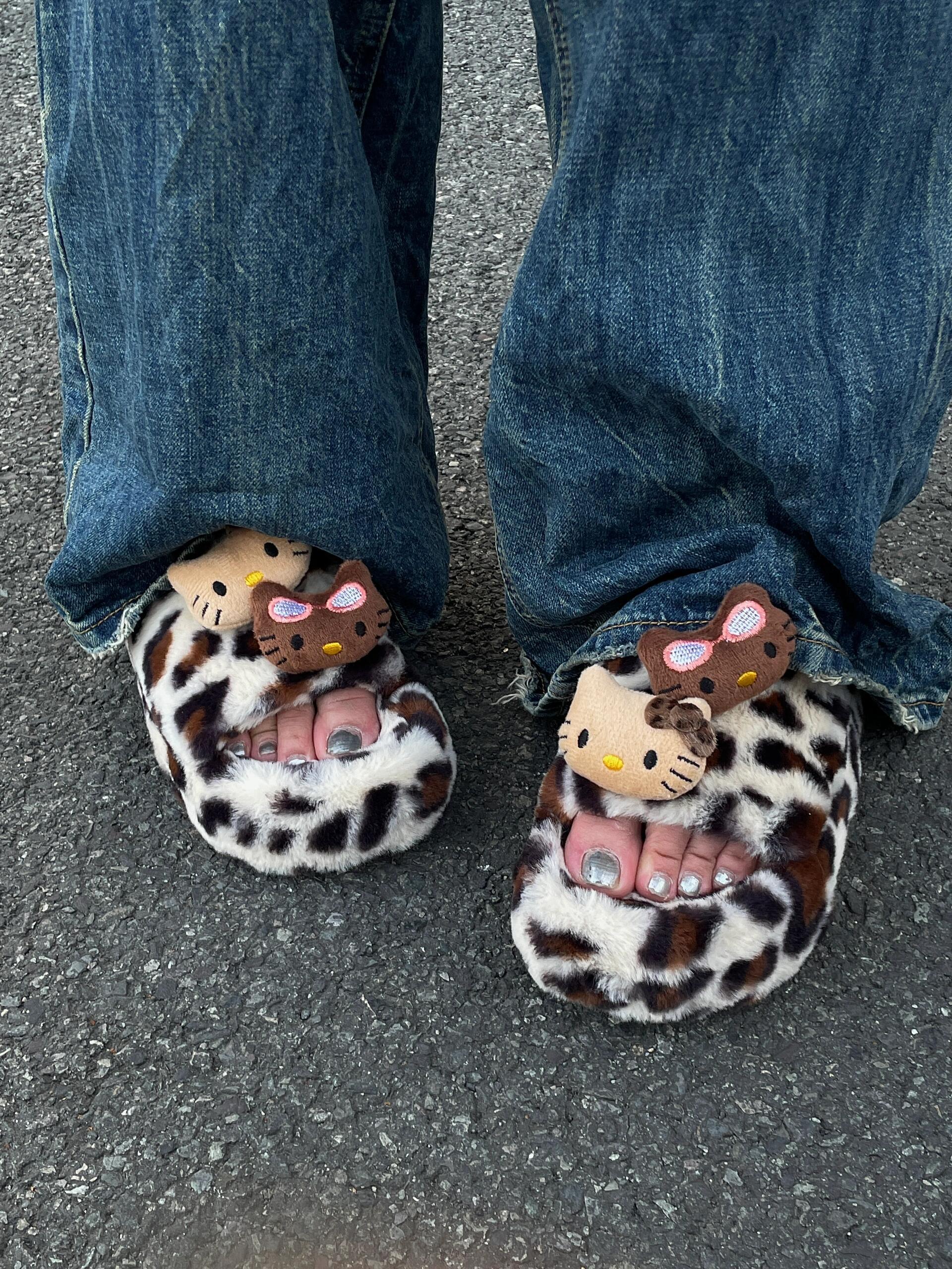 Hello Kitty Fluffy Leopard Platform Slippers - Blind Box Mall
